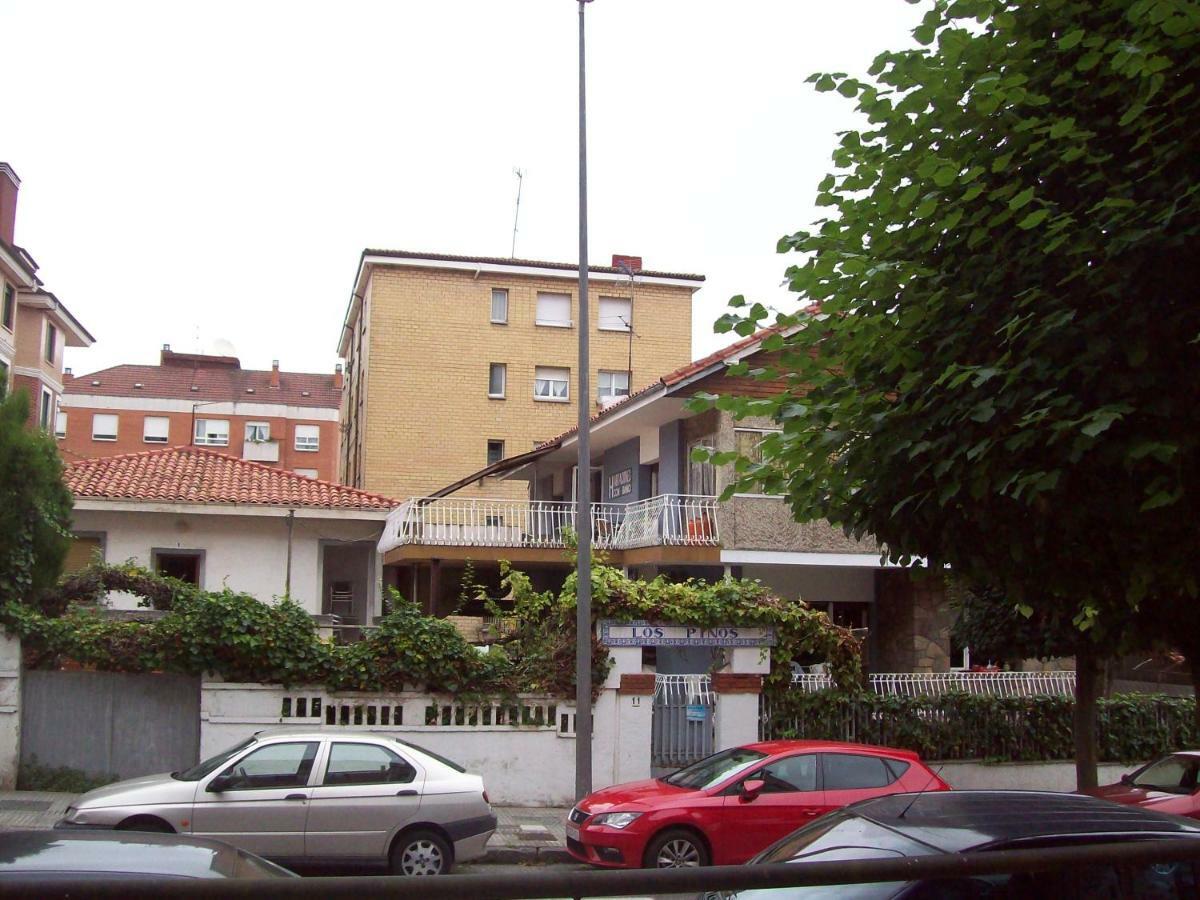 Pension Los Pinos Gijon Exterior photo